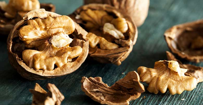 Walnuts are a good food for arthritis joints as they are rich in Omega 3